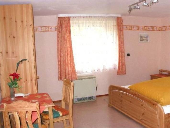 Ferienwohnung für 6 Personen, mit Terrasse und Garten in Hohenlohe - 3