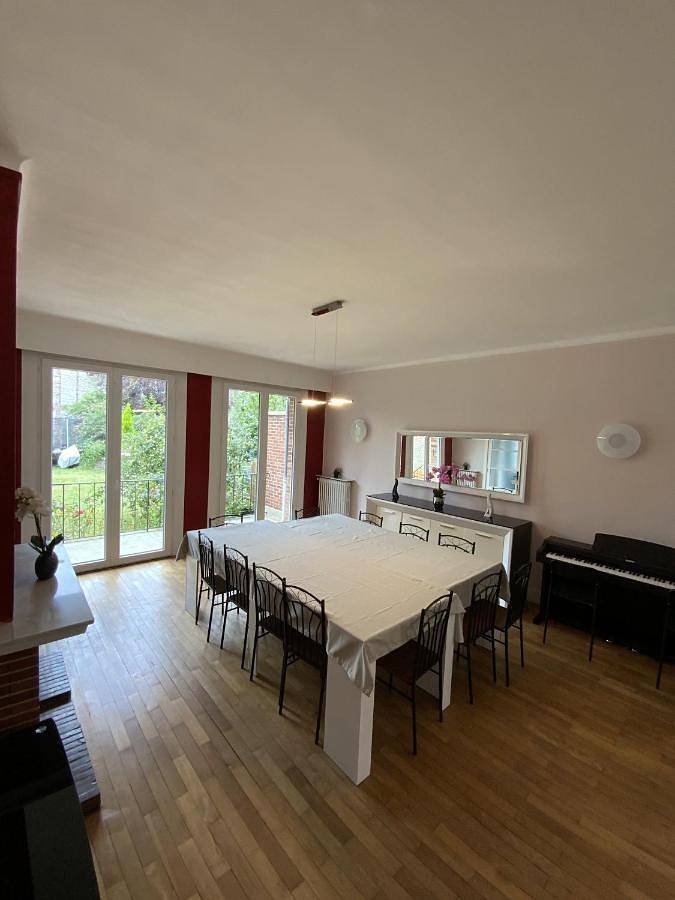 Location de vacances pour 12 personnes, avec Jacuzzi et Terrasse à Douai - 4