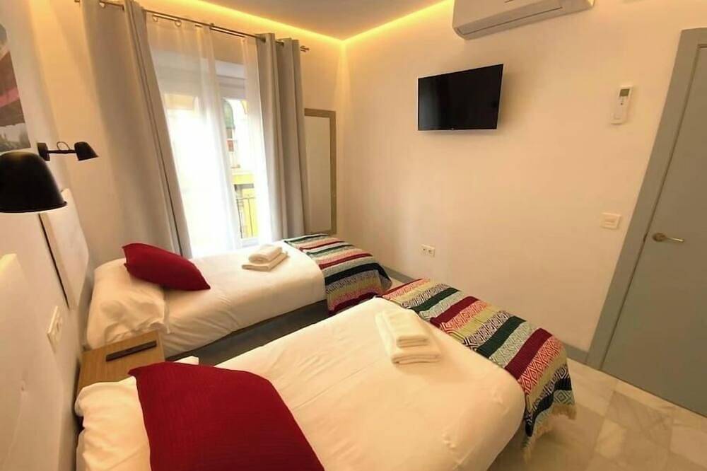 Private Villa with Pool & Bbq | Barcelona in Roda de Berà, Costa Dorada