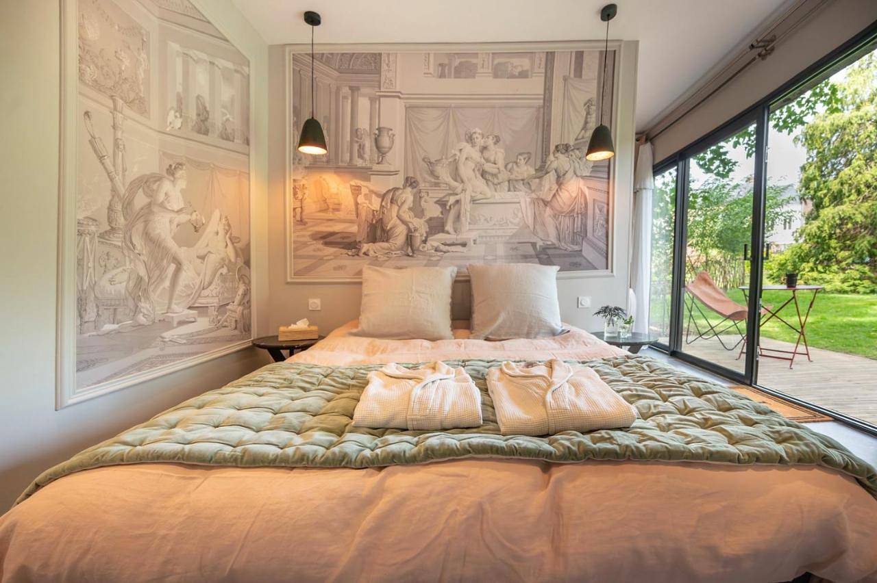 Room "Mademoiselle des minuits" in Abbeville, Région d'Abbeville