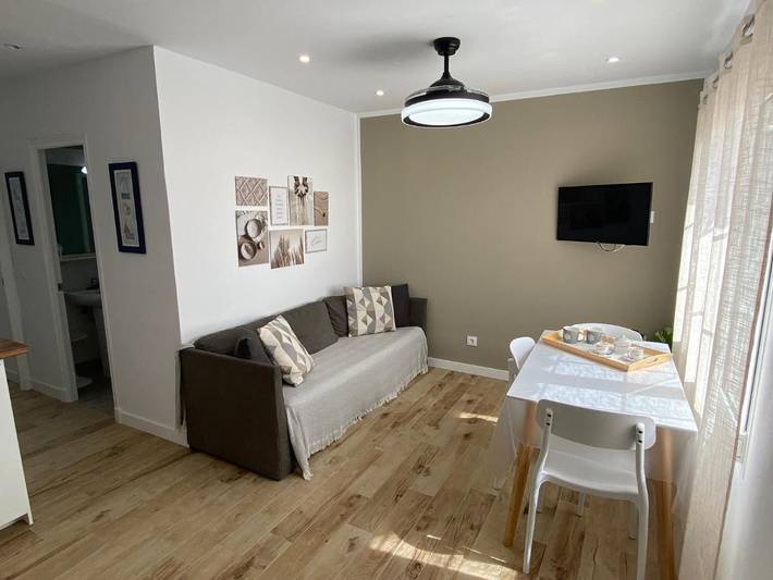 Gîte pour 4 personnes, avec vue ainsi que jardin et piscine à Son Bou - 3