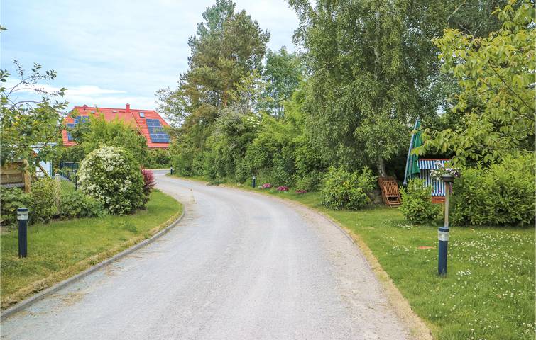 Ganze Ferienwohnung, Gemütliche Wohnung mit TV & Parkplatz nahe Hundestrand Nienhagen in Börgerende, Börgerende-Rethwisch