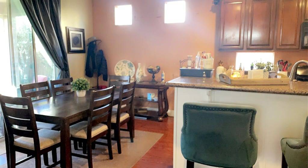 Muñoz Residence, Just 2 minutes away from Coachella fest - Family sized house in Coachella, Coachella Valley