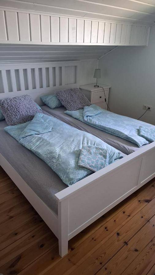 Ferienwohnung für 5 Personen, mit Balkon und Ausblick in Hallerndorf