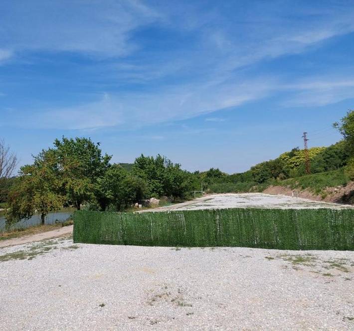 Camping pour 6 personnes, avec vue et vue sur le lac ainsi que jardin et piscine en Bulgarie - 2