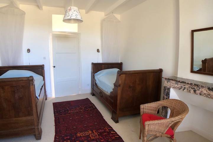 Gîte pour 12 personnes, avec jardin à Saint-Astier - 4