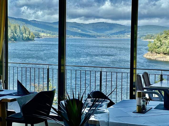 Hôtel pour 2 personnes, avec Jacuzzi et Terrasse ainsi que Jardin et Sauna à Schluchsee