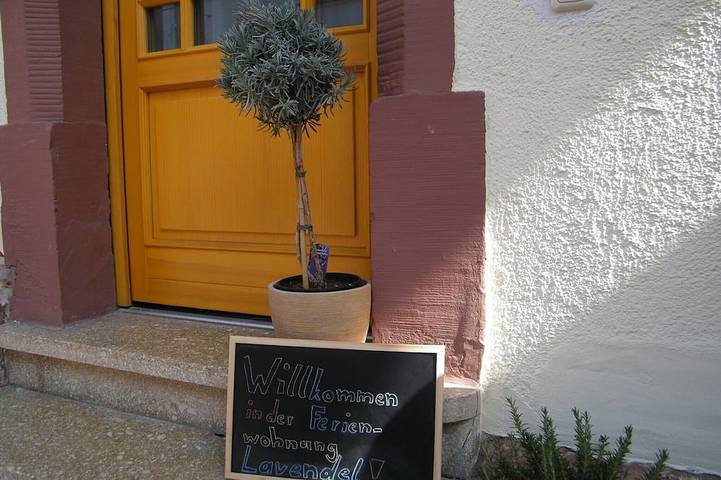 Ferienwohnung für 2 Personen, mit Garten in Trifelsland