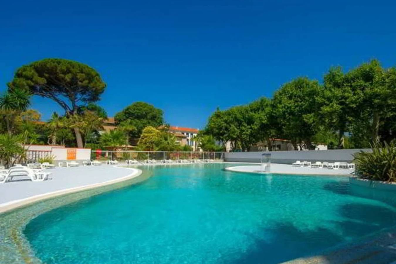 Mobile Home Camping Parc des Sept Fonts B255 in Agde, Côte d'Améthyste