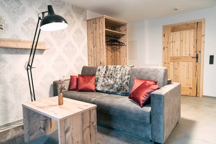 Ganze Ferienwohnung, Fonses Chalet - Chalet Unternberg 48qm bis max. 4 Personen in Waging am See, Rupertiwinkel