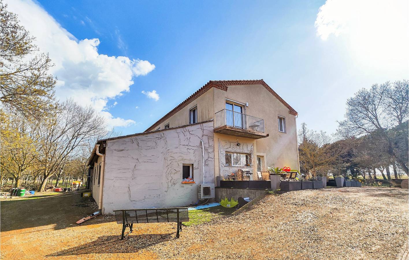 Ganze Ferienwohnung, Gemütliches A/C Apartment mit Parkplatz, TV & Internet in Narbonne, Narbonne und Umgebung