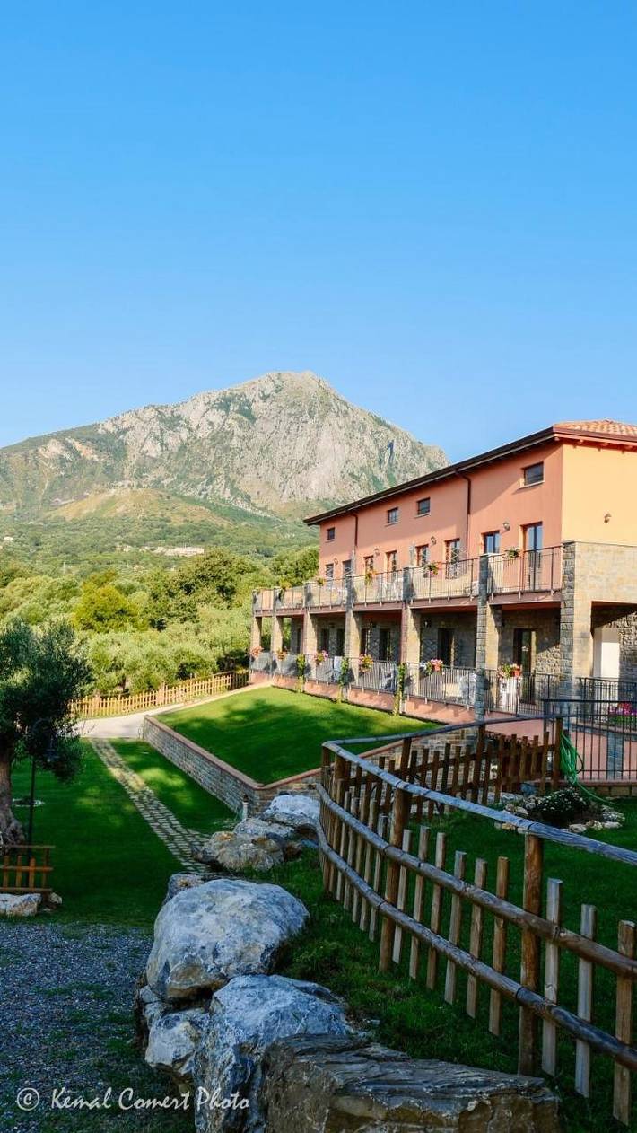 Appartamento per 2 persone, con giardino e panorama, adatto a famiglie con bambini in San Giovanni a Piro