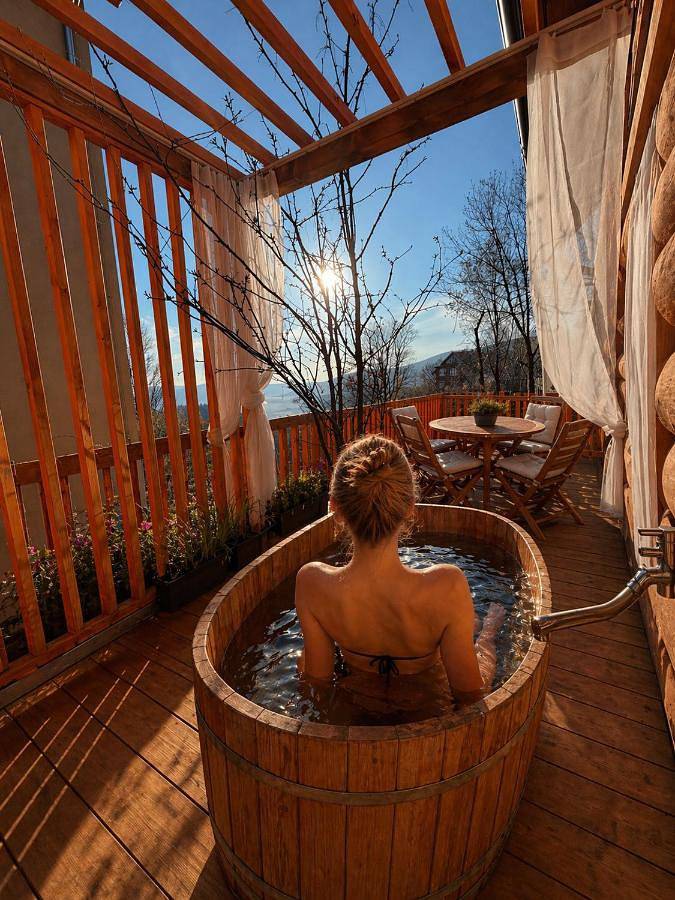Domek letniskowy dla 4 osób, z Balkon i Taras oraz Ogród i Sauna w Karpacz