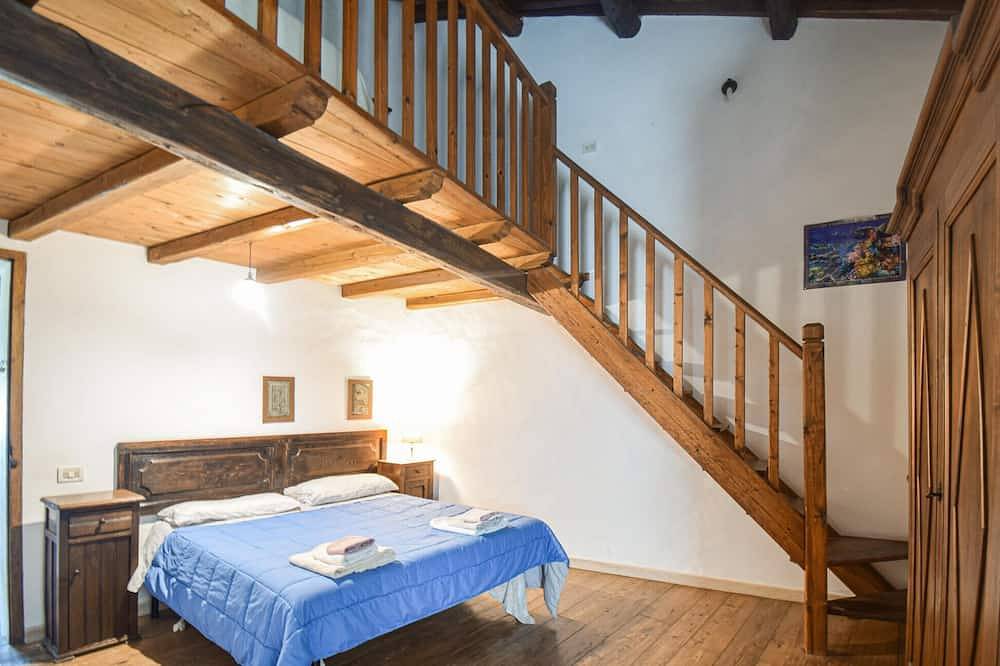 Beautiful home in Ceri with Wifi in Cerveteri, Rom Provinz