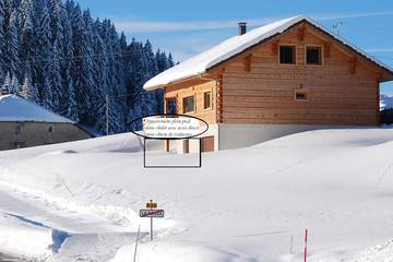 Gîte pour 4 personnes, avec jardin et terrasse à La Pesse