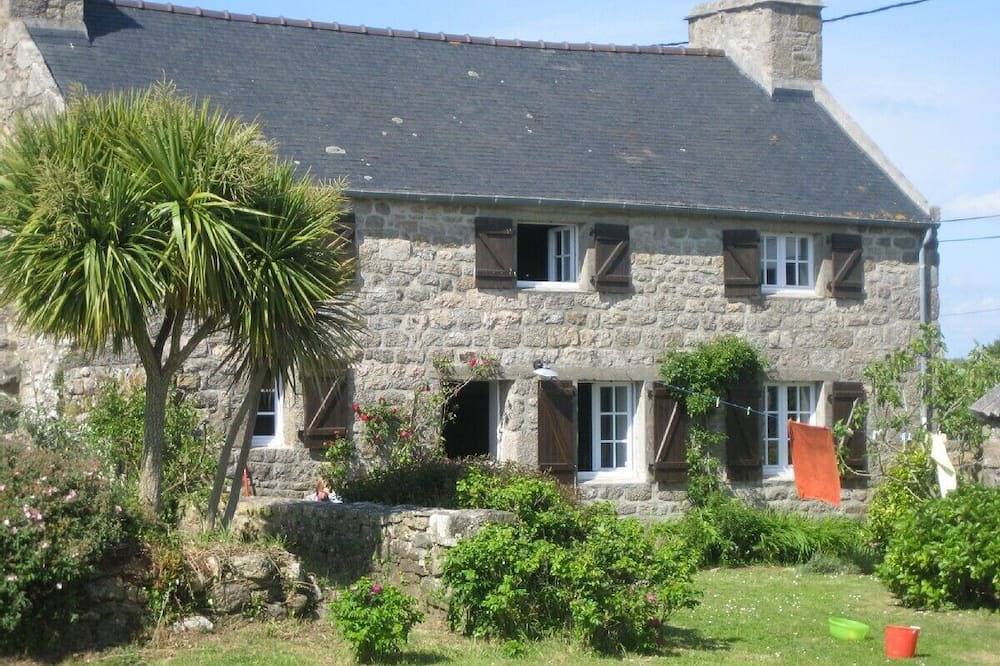 Steinhaus in idyllischem Dorf am Meer - endlose Spaziergänge am Meer - Radtouren in Lanildut, Brest und Umgebung