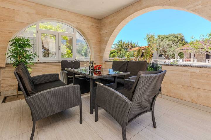 Ferienwohnung für 6 Personen, mit Balkon/Terrasse und Terrasse, kinderfreundlich auf Vir