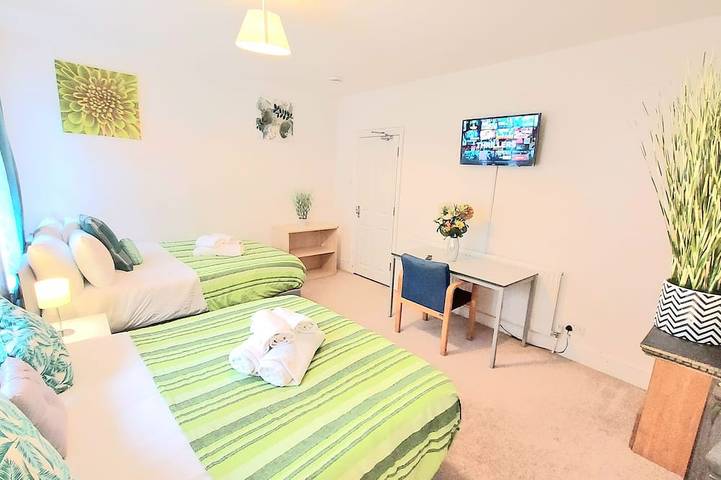 Temporary Medway Kent Homel Families & Relocation in Chatham (Großbritannien), Kent Downs