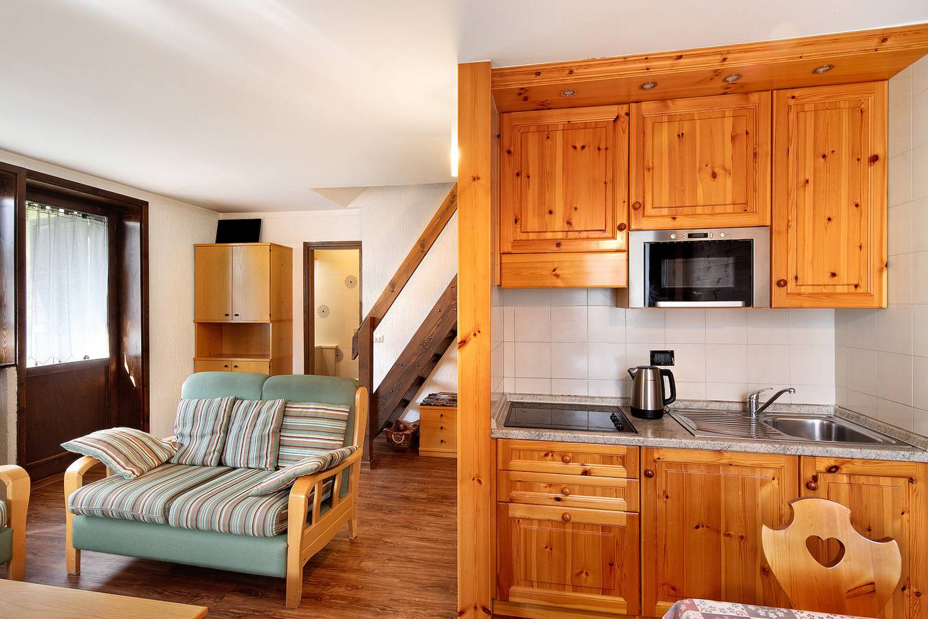 Appartamento intero, Appartamento 'Baite Costaccia Appartamento 4a' con vista sulle montagne, balcone e Wi-Fi in Livigno (Borgo), Livigno