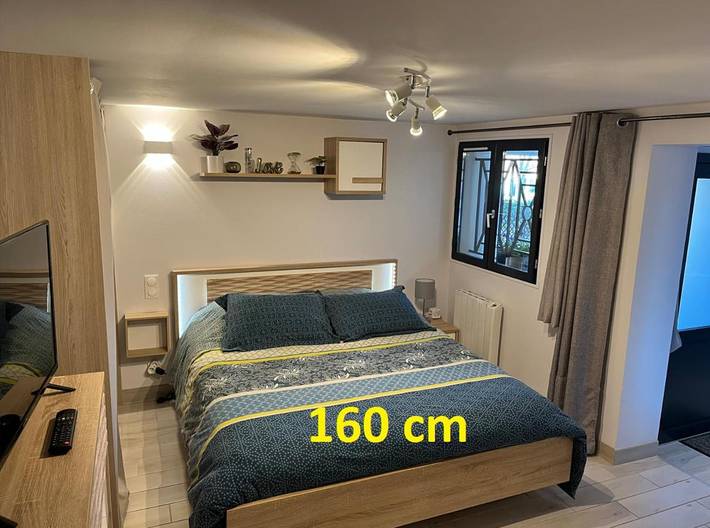 Gîte pour 2 personnes, avec Terrasse et Jardin à Venoy