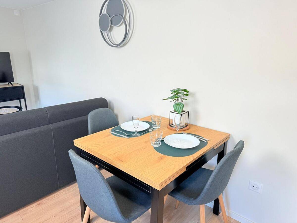 Appartement entier, One-Bedroom Apartment in Haguenau, Nord de l'Alsace