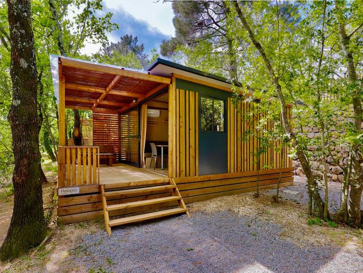 Gîte pour 5 personnes, avec piscine et terrasse à Lablachère