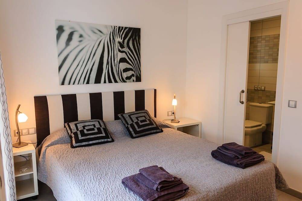 Modern luxury villa with pool and stunning sea views. in Binisafua, Sant Lluís