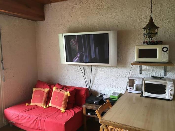 Gîte pour 5 personnes, avec vue et jardin, animaux acceptés dans Auron - 3