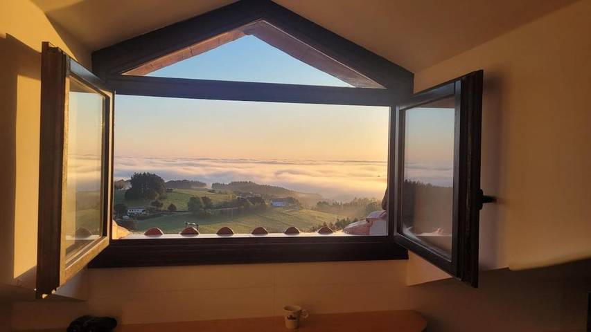 Gîte pour 4 personnes, avec vue, animaux acceptés à Ea - 2