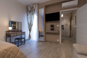Holiday Rental for 4 People in Bari, Bari Province, Photo 4