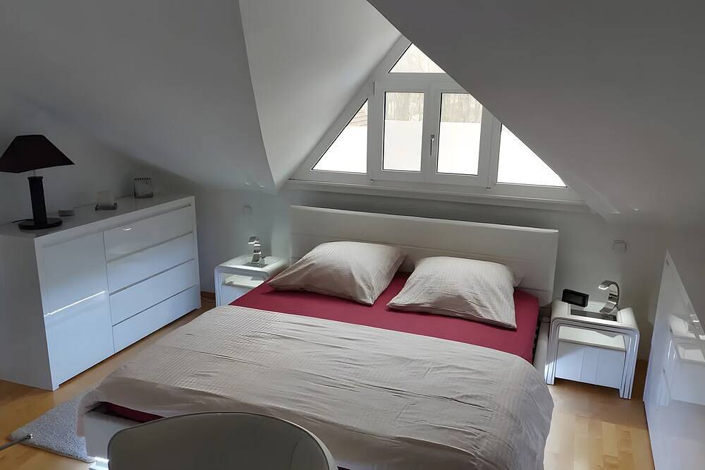 Ganze Wohnung, Apartment „Für 4 Personen 123 m²“ mit Gemeinschaftspool, Terrasse und Wlan in Altenkunstadt, Oberes Maintal - Coburger Land