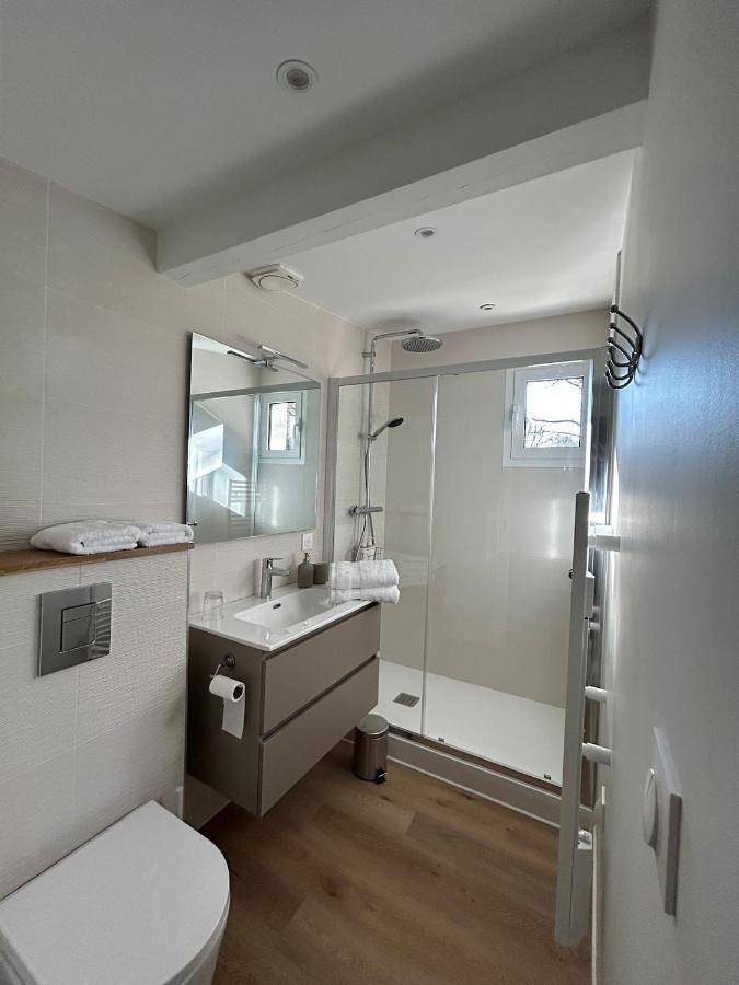 Gîte pour 2 personnes, avec terrasse et jardin à Craponne - 4