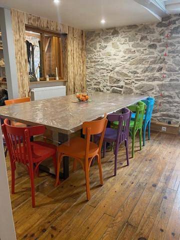 Location de vacances pour 12 personnes, avec jardin ainsi que vue et terrasse à Gavarnie - 2