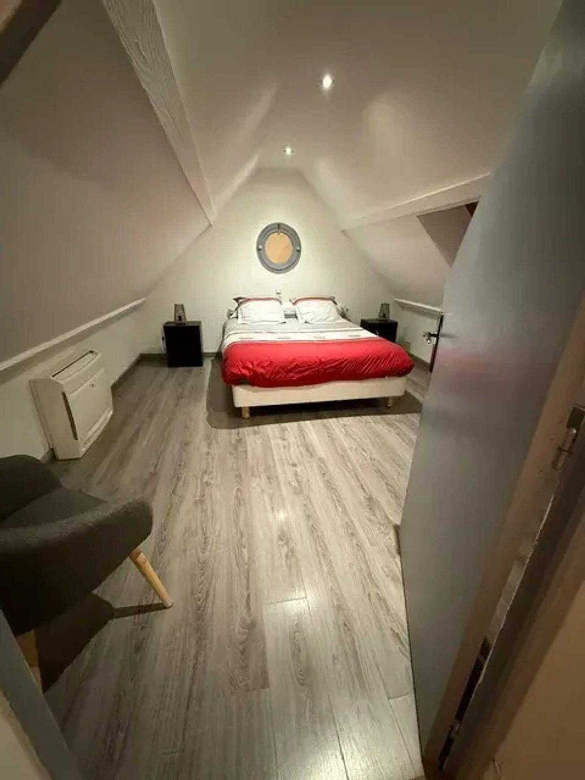 Apartamento entero, Apartamento cómodo con acceso a piscina en Cour-Cheverny in Cour-Cheverny, Sologne