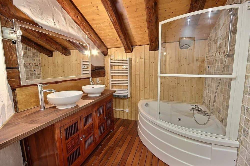 Ganze Wohnung, Les Balcons Du Molliebon Gite Avec Vue Panoramique Sur Les Montagnes Hiver Ete in Séez, Albertville und Umgebung