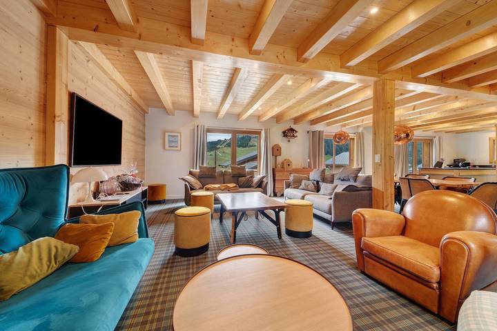 Chalet 'Les Carroz De Mary - Sommand' con vistas a la montaña, terraza privada y Wi-Fi in Mieussy, Region Bonneville