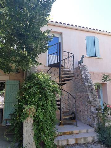 Chambre d’hôte pour 5 personnes, avec jardin et piscine à Villeveyrac