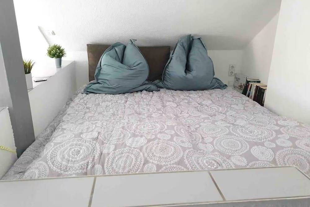 Ganze Wohnung, Loft mit Kamin – außergewöhnliches Apartment mit Charme in Karlsdorf-Neuthard, Rheinebene