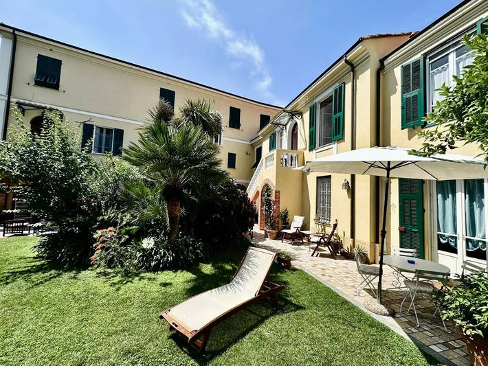 Gîte pour 6 personnes, avec jardin à Vallecrosia - 2