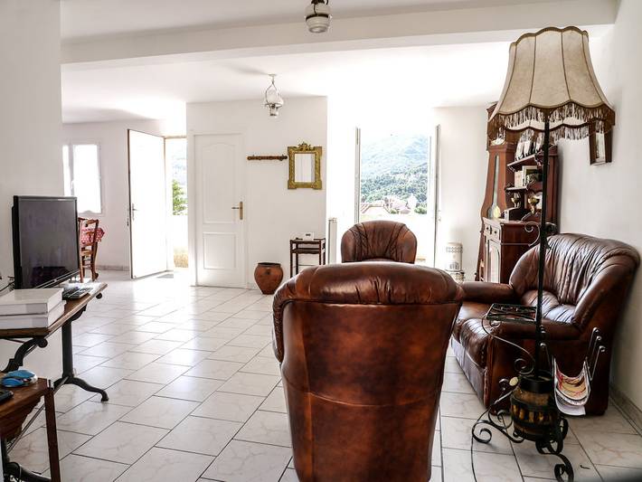 Gîte pour 6 personnes, avec terrasse