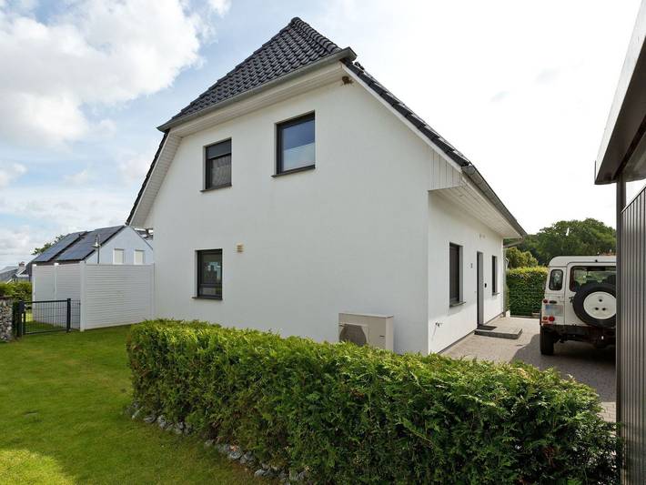 Ferienhaus für 6 Personen, mit Garten und Whirlpool sowie Terrasse und Sauna in Mecklenburgische Seenplatte - 2