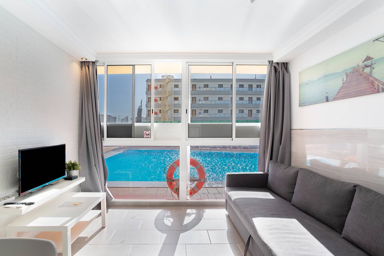 Appartamento intero, Vacanze 'Unità E' con piscina condivisa, terrazza condivisa e Wi-Fi in Maspalomas, San Bartolomé de Tirajana