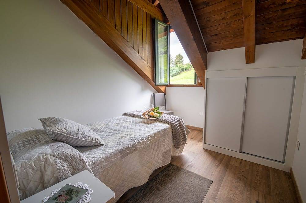 Apartamento entero, Apartamentos Rurales Las Caldas Senda Verde, a 15 minutos del centro de Oviedo in Priorio, Oviedo