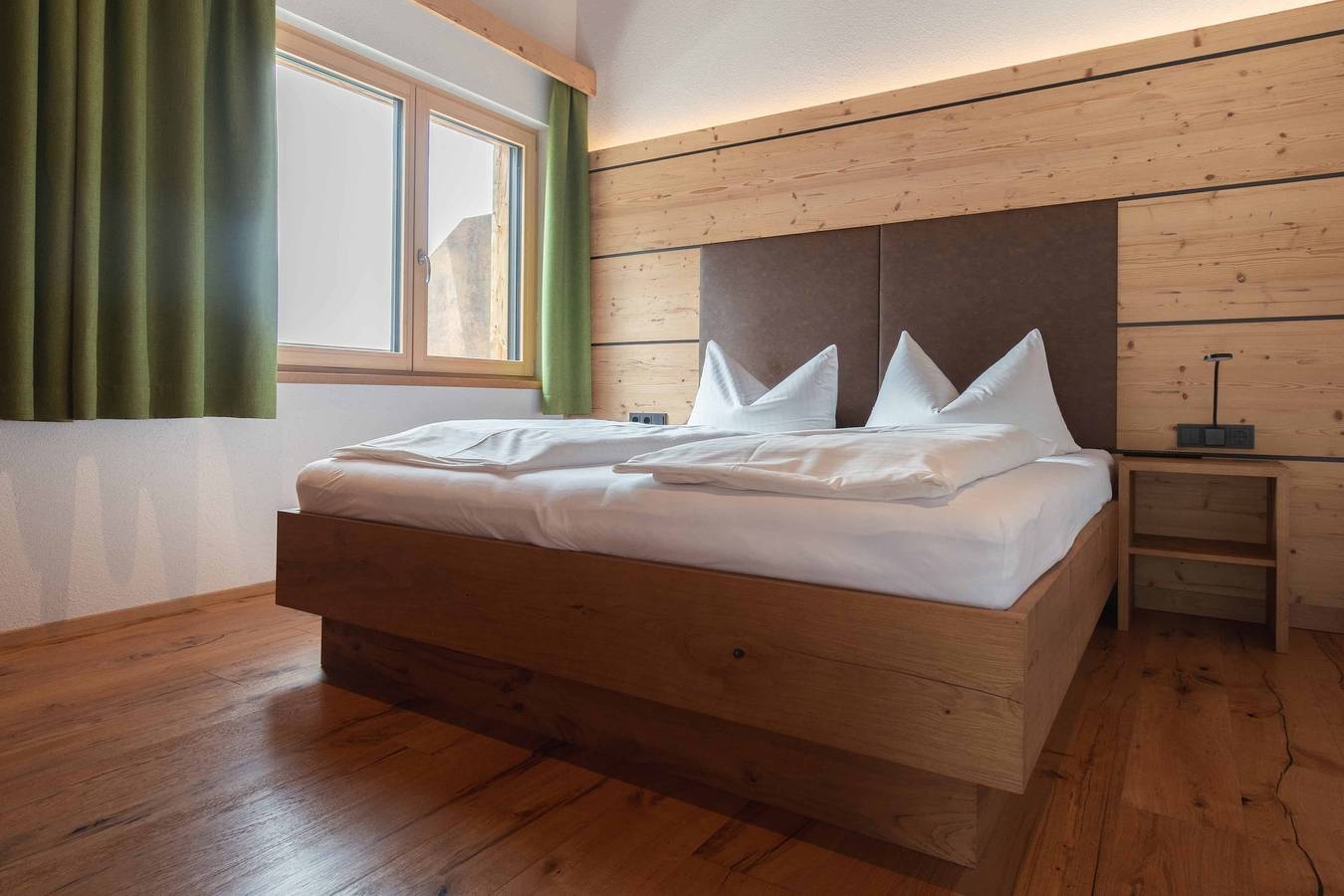 Ganze Ferienwohnung, Panorama Suite in Lechtaler Alpen, Bichlbach