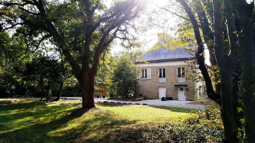 Chambre d’hôte pour 2 personnes, avec Jardin et Vue à Rennes