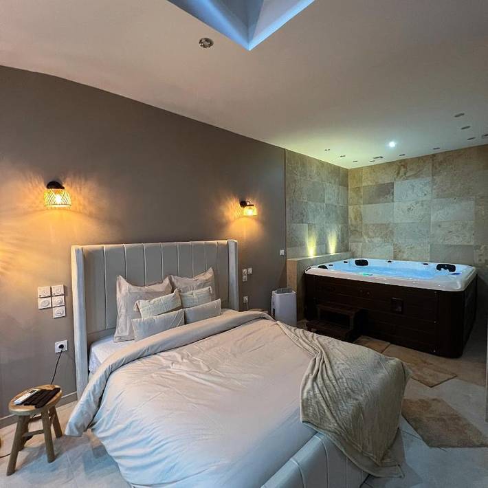 Location de vacances pour 2 personnes, avec jacuzzi et sauna à Crouy - 3