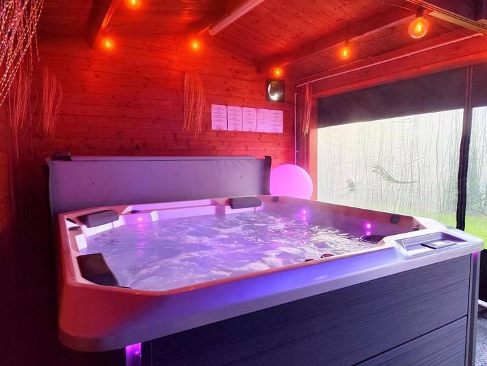 Maison de vacances pour 4 personnes, avec jacuzzi et jardin