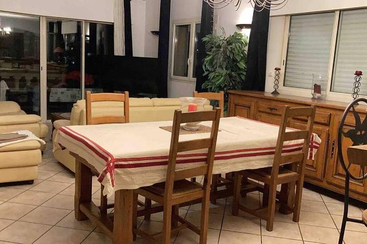 Villa pour 4 personnes, avec vue ainsi que piscine et jardin à Nice - 3