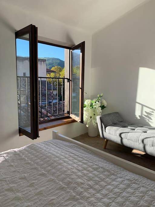 Gîte pour 7 personnes, avec Vue dans Office De Tourisme Aude En Pyrenees