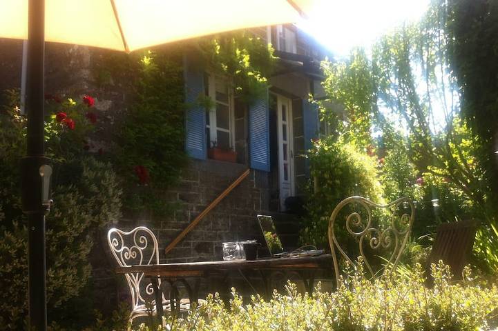 Gîte pour 5 personnes, avec jardin - 1